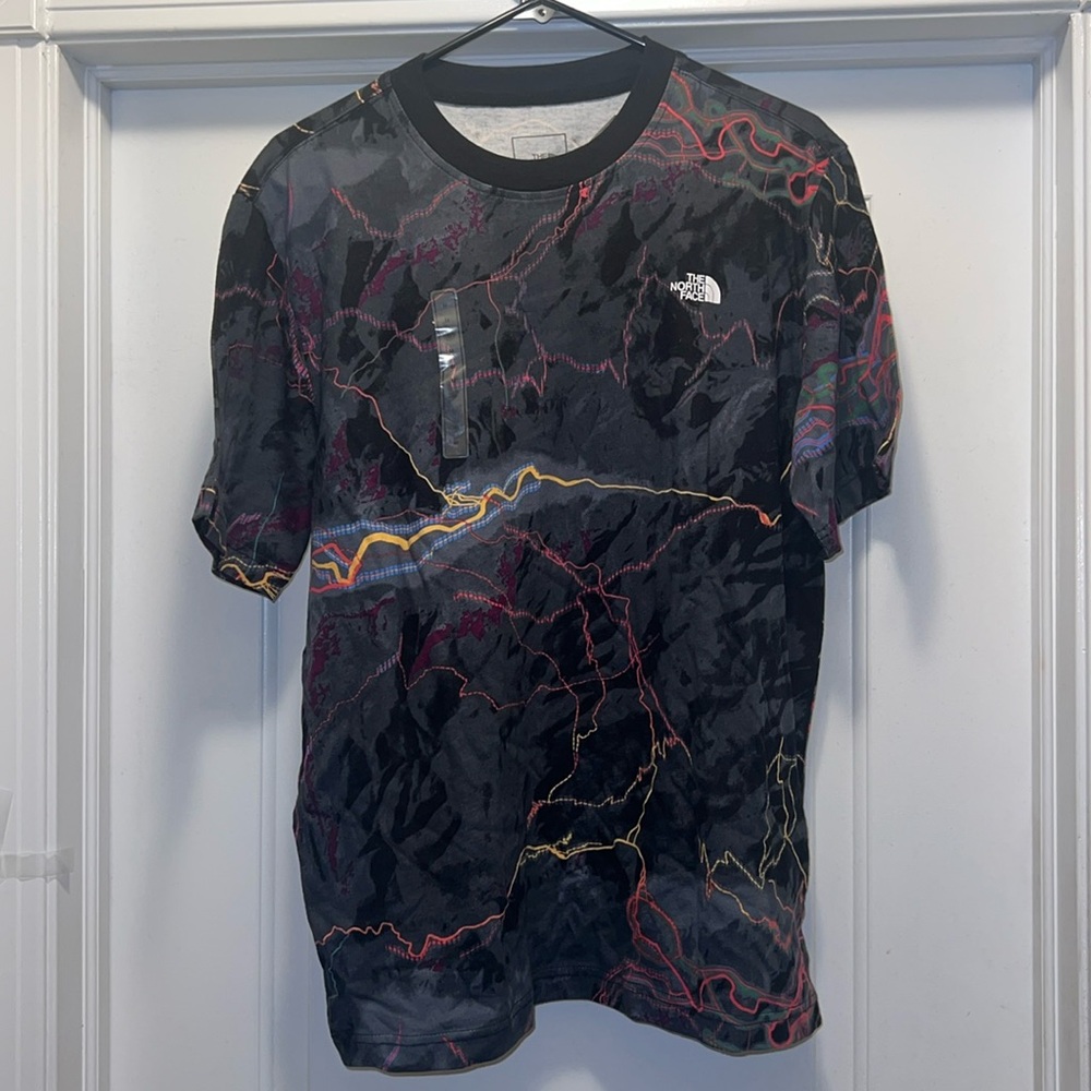 Mens Medium The North Face T-shirt